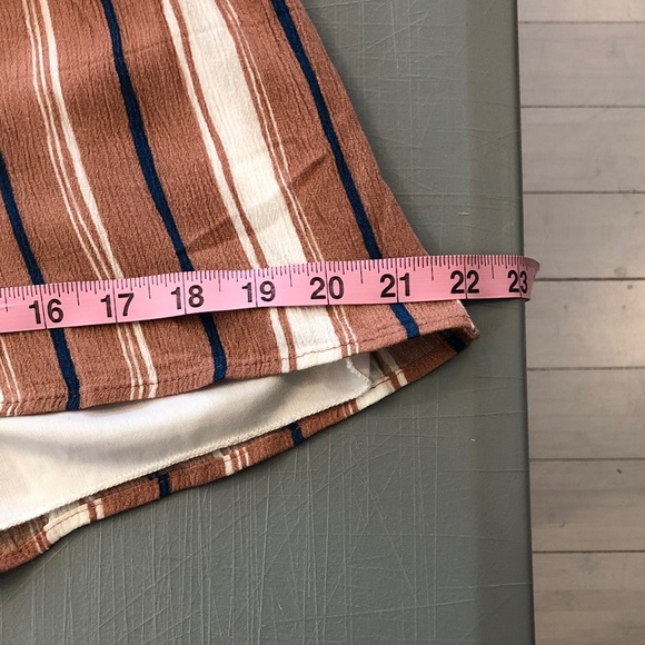 Everly Striped V-Neck Tie-Waist Romper in Rust and Cream - Picture 10 of 11